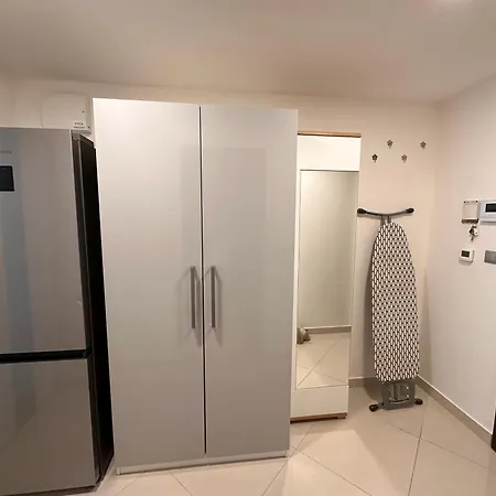 Theo Harfa - Prague, O2 Arena & O2 Universum Apartamento *